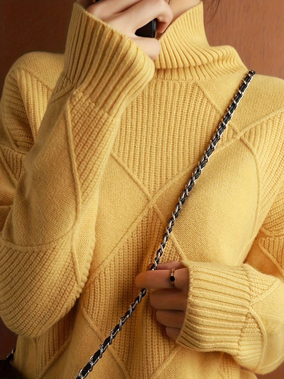Nora | Soft Geometric Knit