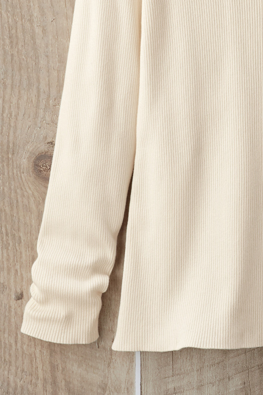 Women's Fine-Gauge Ribbed Turtleneck Sweater