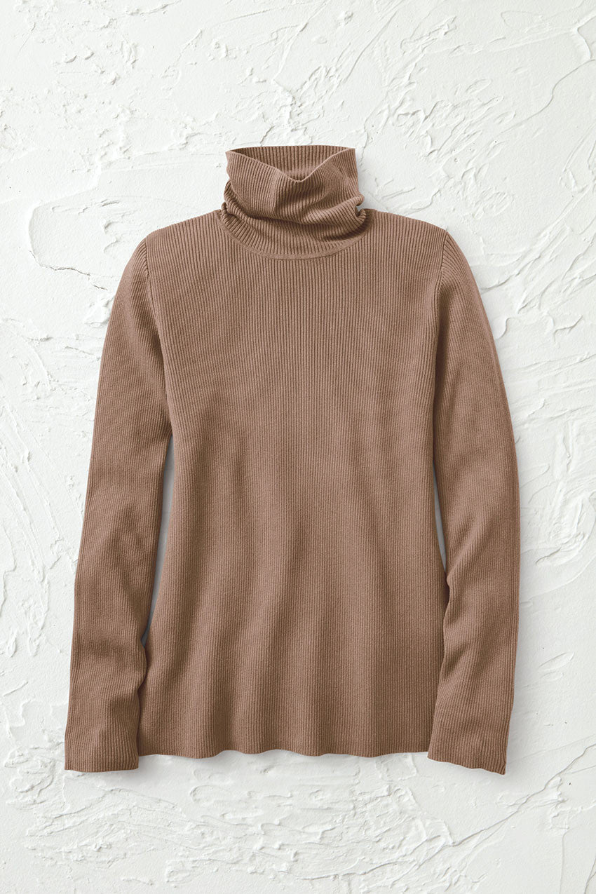 Women's Fine-Gauge Ribbed Turtleneck Sweater